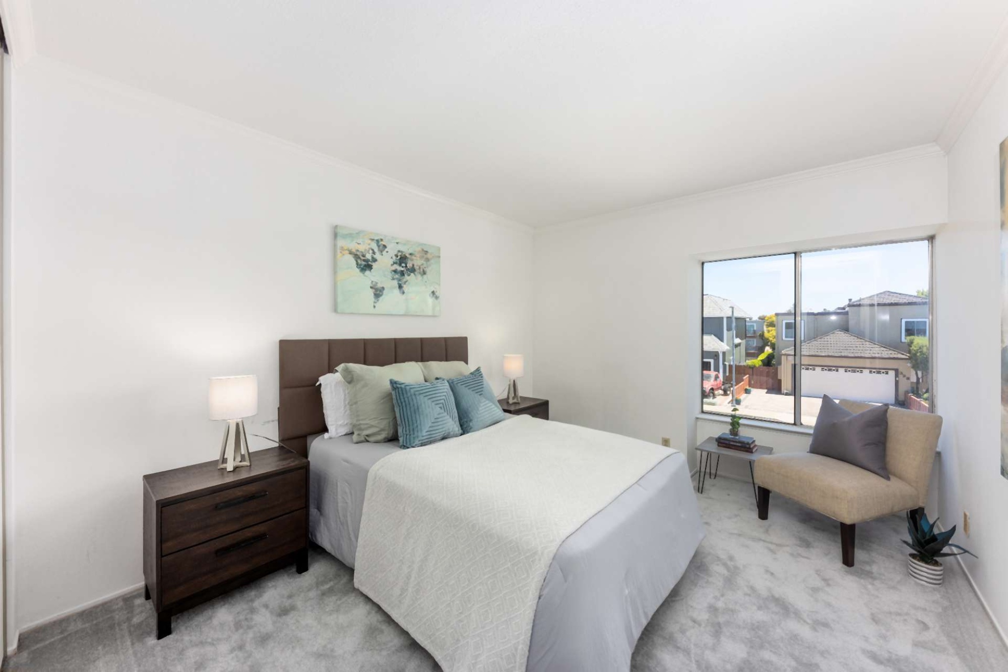 Hillsborough, CA – Staging Townhome Properties: Unique Challenges and Solutions